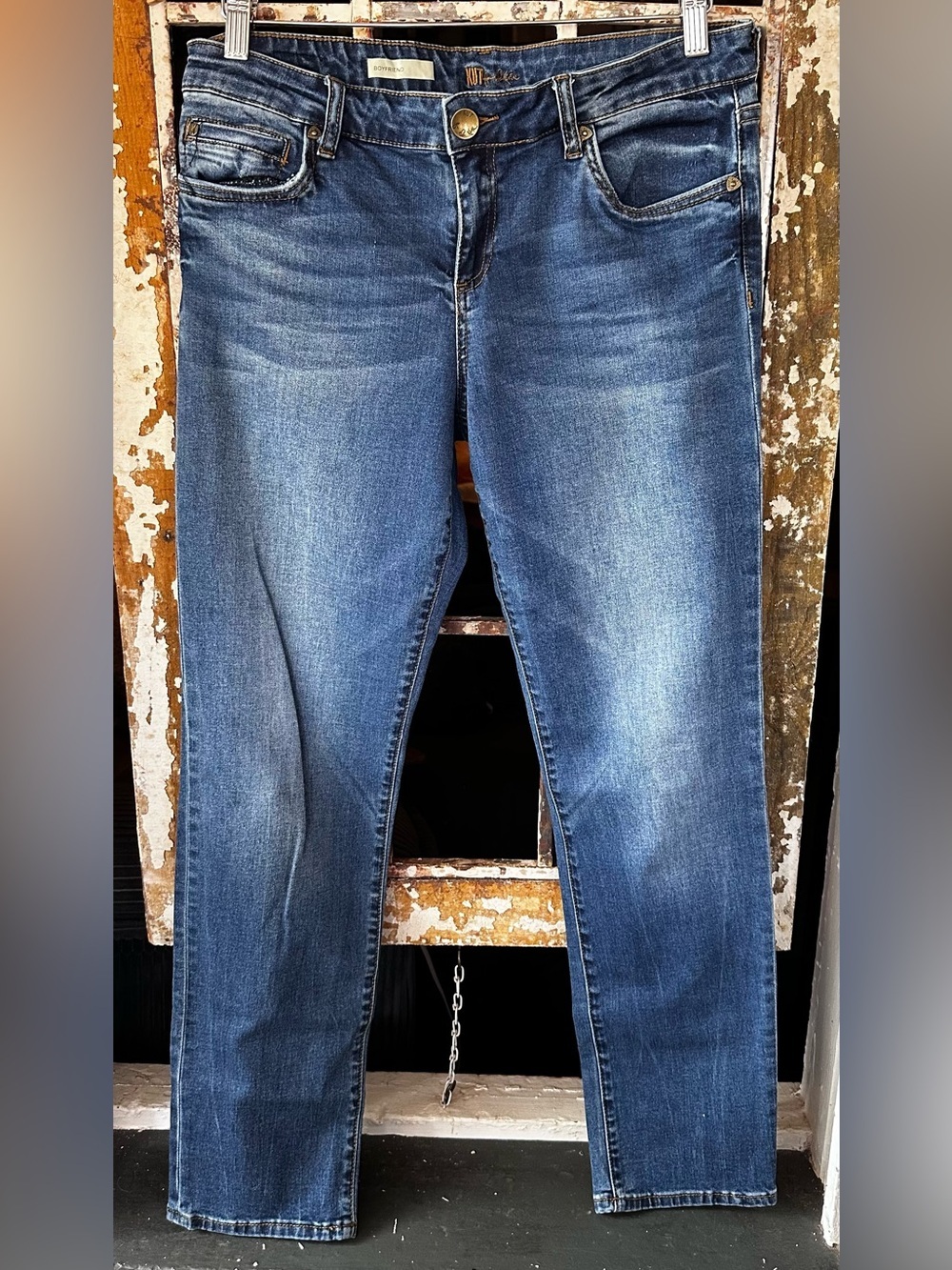 KUT from the Kloth Boyfriend Jeans Medium Wash Stretch Denim Size 8 - Picture 2 of 9